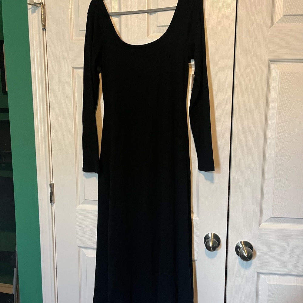 NWT Old Navy Classic Black Long Sleeve Dress scoop neck